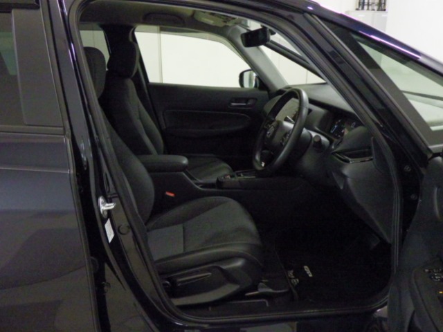 UZ0047428691_10_001.jpg