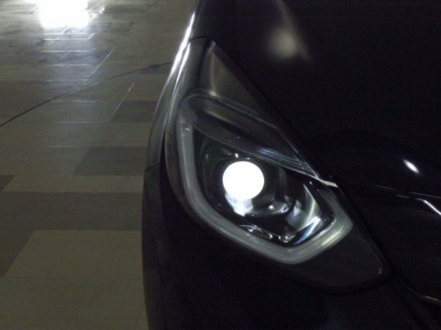UZ0047428691_17_001.jpg