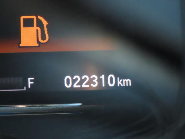 UZ0047633505_5_001.jpg