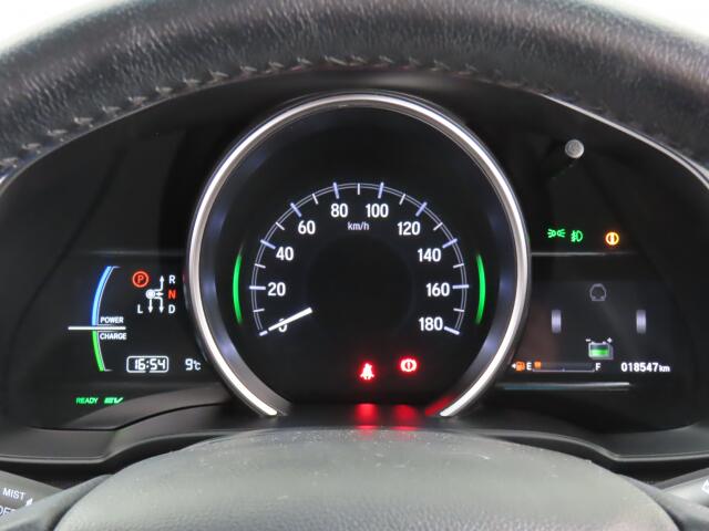 UZ0047662871_39_001.jpg