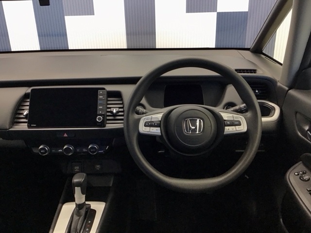 UZ0048140004_14_001.jpg