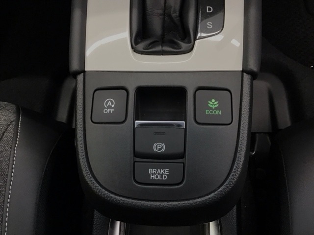 UZ0048140004_5_001.jpg