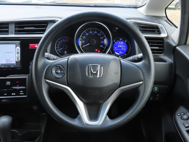 UZ0047691492_15_001.jpg