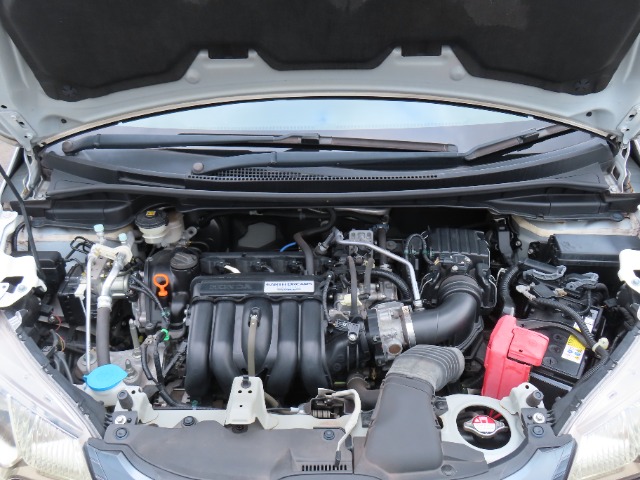 UZ0047691492_59_001.jpg