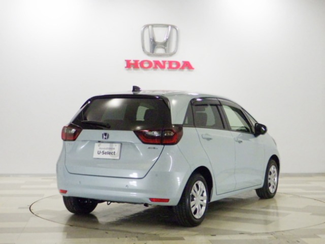 UZ0048291516_39_001.jpg