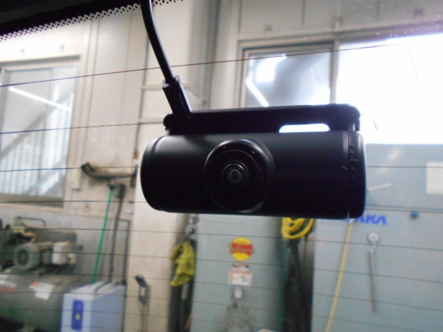 UZ0048291516_6_002.jpg