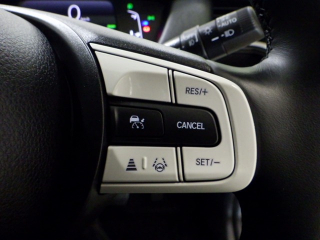 UZ0048488796_31_002.jpg