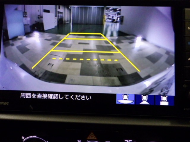 UZ0048488796_8_002.jpg