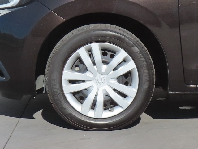 UZ0048089695_44_001.jpg