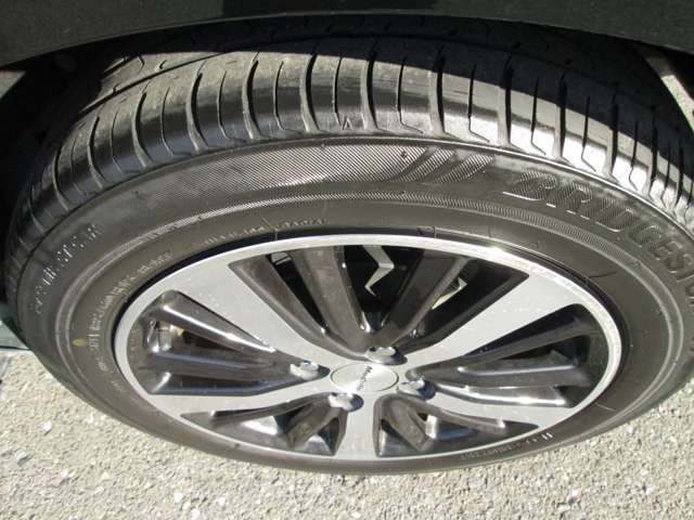 U00048339395_32_001.jpg