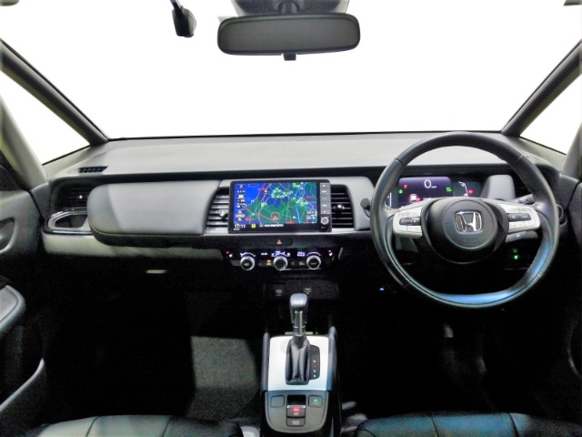 UZ0048335497_8_001.jpg