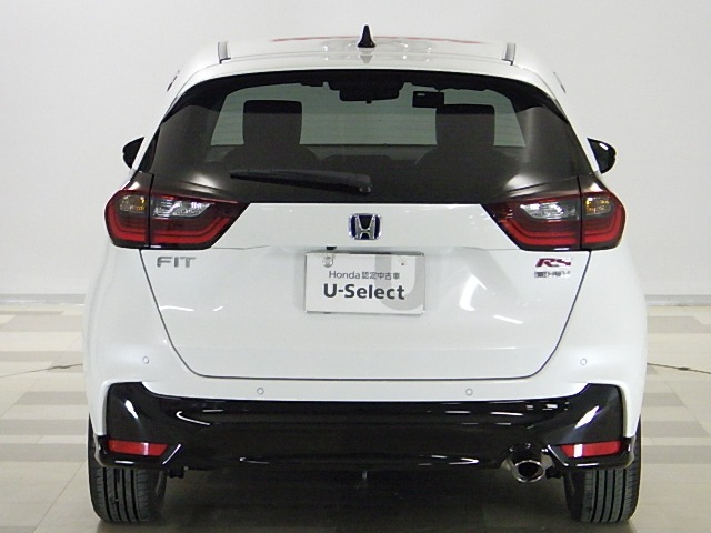 UZ0048259262_5_001.jpg