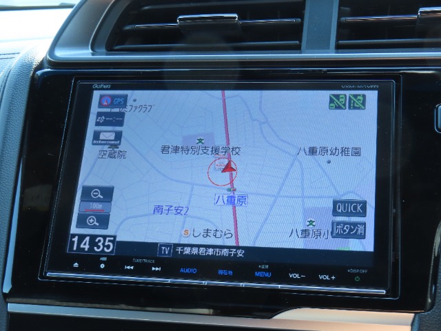 UZ0048335468_15_001.jpg