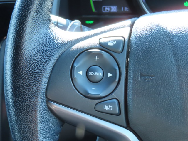 UZ0048335468_38_001.jpg