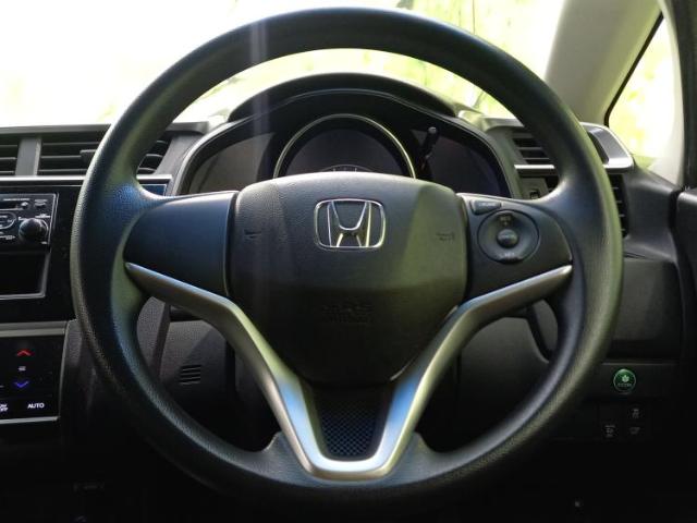 UZ0048272233_10_002.jpg