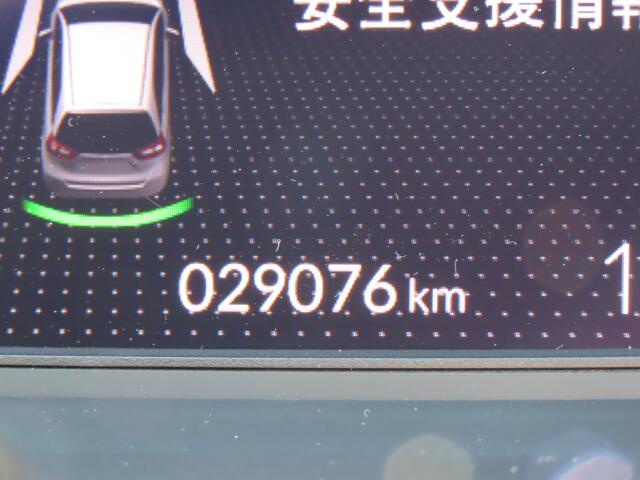 UZ0047208015_13_001.jpg