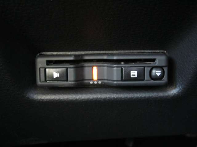 U00047452047_19_001.jpg
