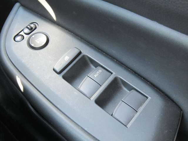 U00047452047_36_001.jpg