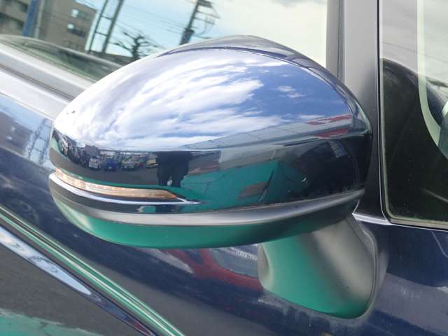 UZ0047913873_38_002.jpg
