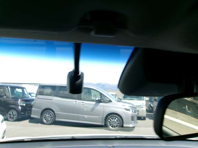 U00048536842_37_001.jpg