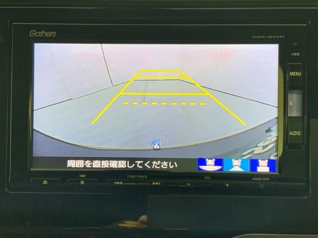 UZ0048001091_36_002.jpg
