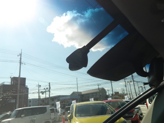 UZ0048542348_15_001.jpg