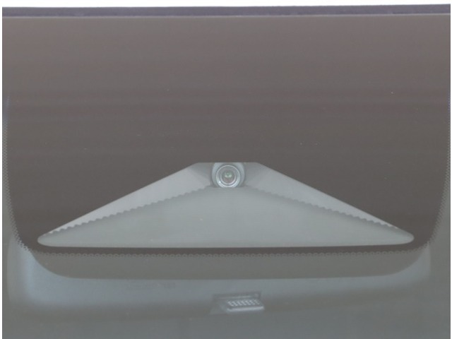 UZ0048541122_40_001.jpg