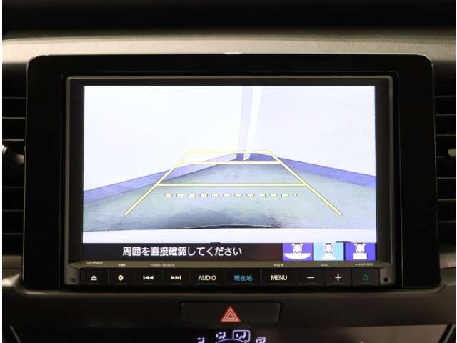 UZ0048541122_5_001.jpg