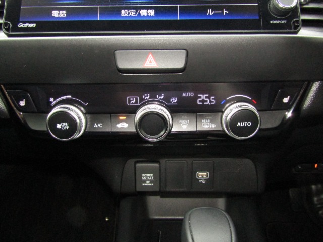 UZ0048460907_14_002.jpg