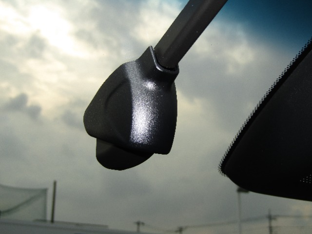 UZ0048460907_5_002.jpg