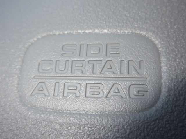 UZ0047924938_13_002.jpg