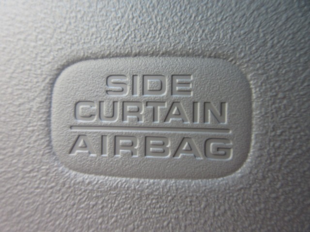 UZ0048185471_14_002.jpg