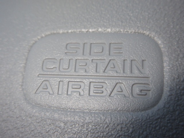 UZ0048149316_14_003.jpg