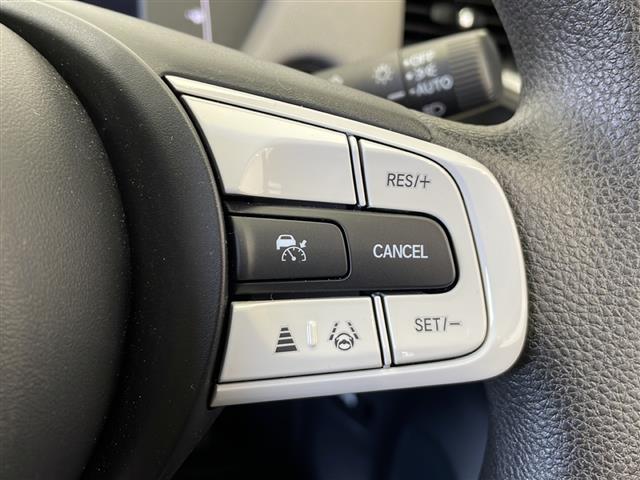 UZ0048388371_10_002.jpg
