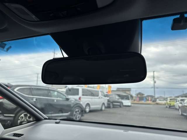 U00048268100_54_001.jpg