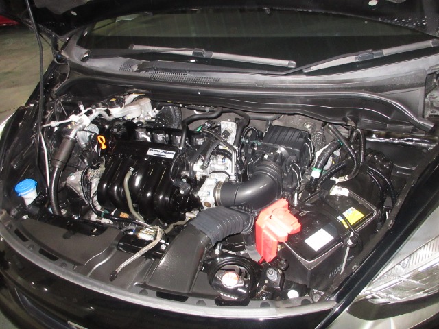 UZ0048288698_2_001.jpg