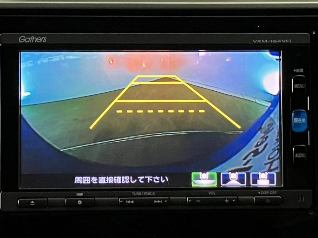 UZ0048413039_9_001.jpg