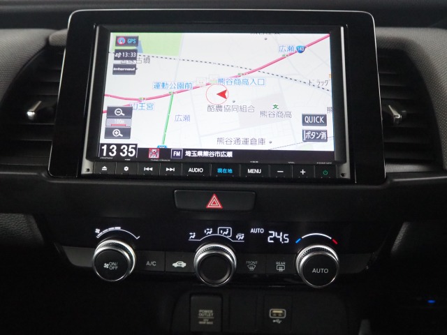 UZ0047916792_12_001.jpg