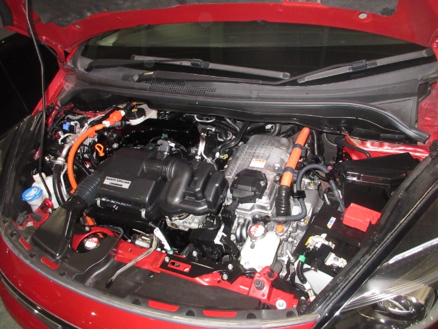 UZ0048312173_2_001.jpg
