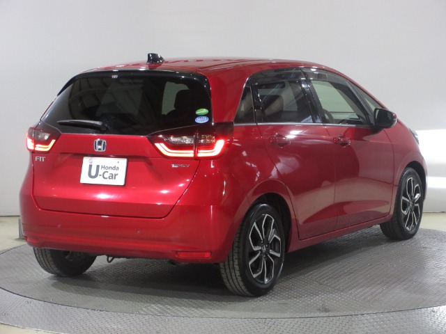 UZ0048312173_7_001.jpg