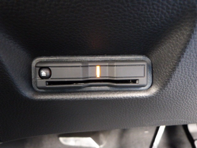 UZ0048236360_30_003.jpg