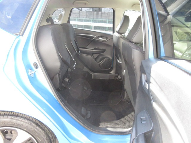 UZ0048238655_10_001.jpg