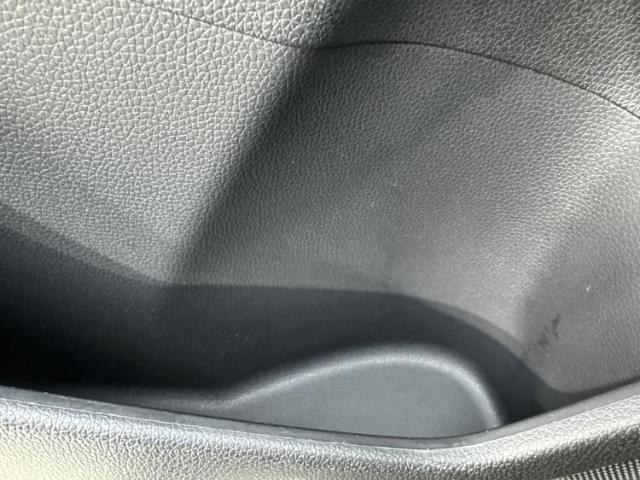 UZ0047823804_54_001.jpg
