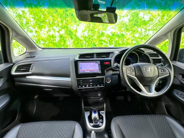 UZ0047823804_5_001.jpg