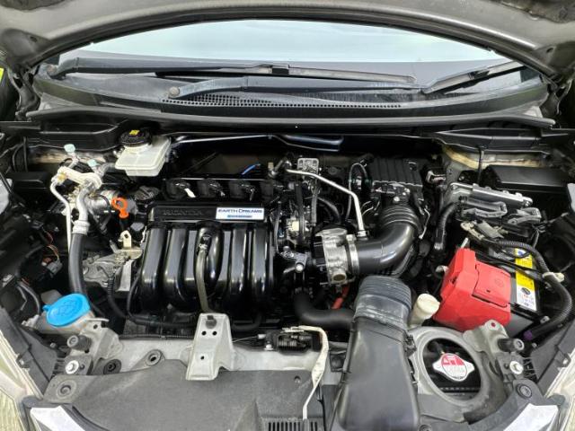 UZ0047823804_72_002.jpg