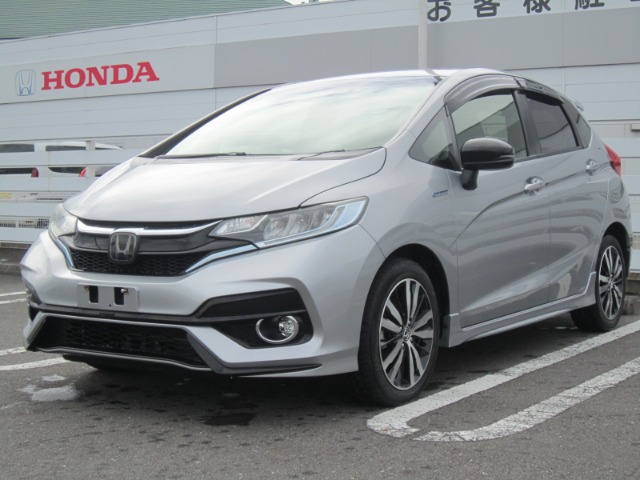 UZ0046751618_001L.JPG