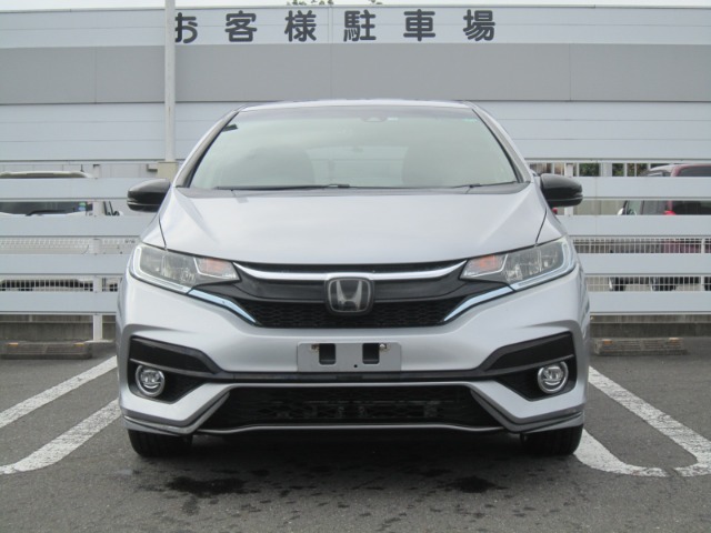 UZ0046751618_3_003.jpg