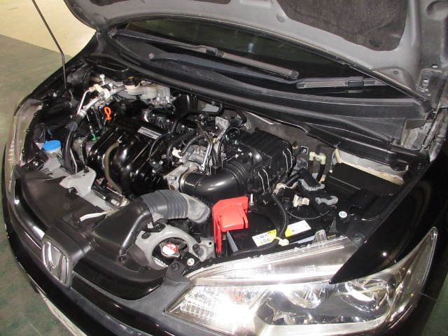 UZ0047791676_2_003.jpg