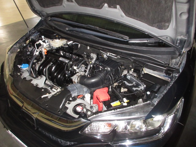 UZ0048411841_2_001.jpg