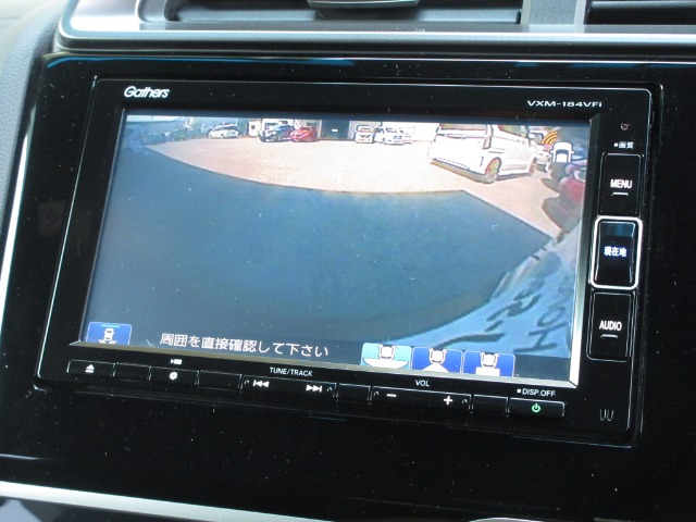 UZ0048411841_7_001.jpg